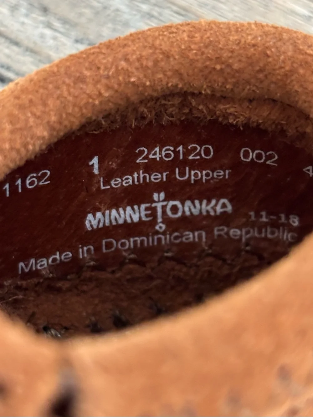 Minnetonka Infant Riley Bootie in Brown Suede Size 1
